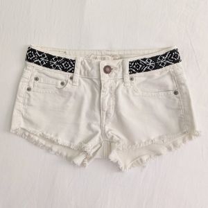 3/$20💕AEO Beaded Waist Festival Shortie